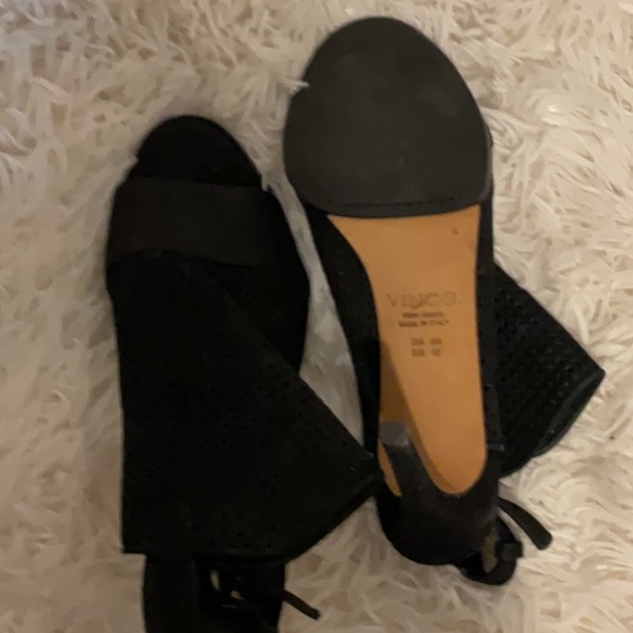 Vince Shoes - Sexy and comfy ankle boots